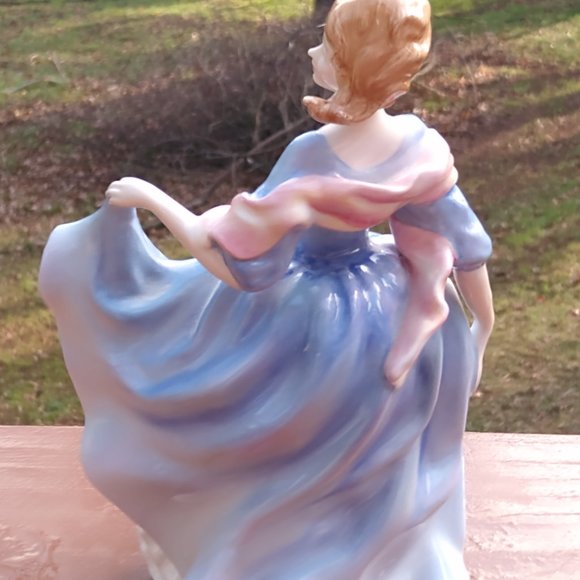 Blue Royal Dalton Lady In Blue Elizabeth - Picture 4 of 5